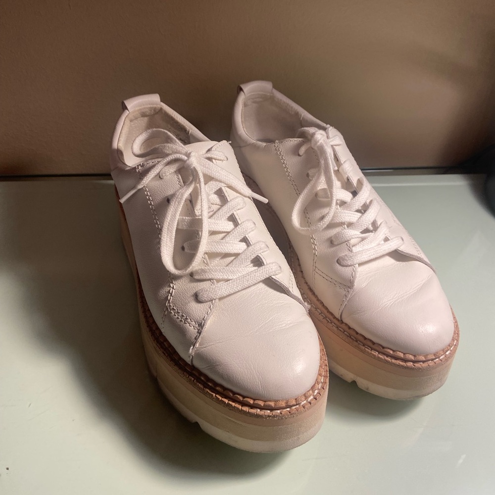 Dolce vita sneakers